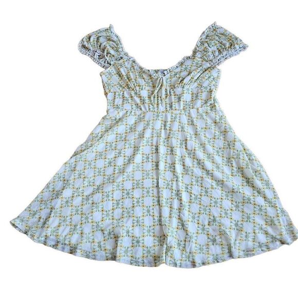 Urban Outfitters Dresses & Skirts - Urban outfitters womens Sz M white multicolor floral dress